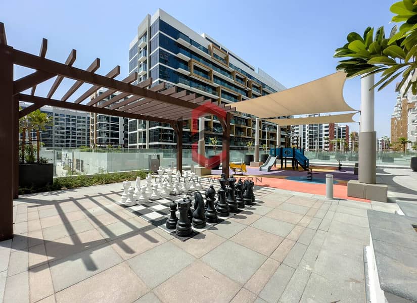 20 Azizi apartment 42. jpg