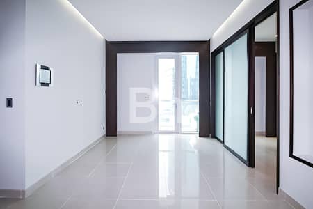 1 Bedroom Apartment for Rent in Business Bay, Dubai - Study Room | City & Canal View | Low Price