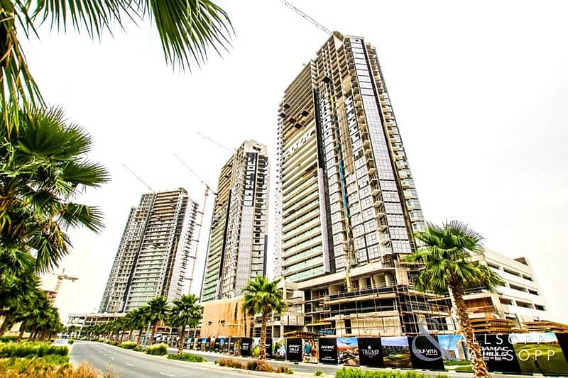 Studio | High Floor | Golf Course Views Studio | High Floor | Golf Course Views