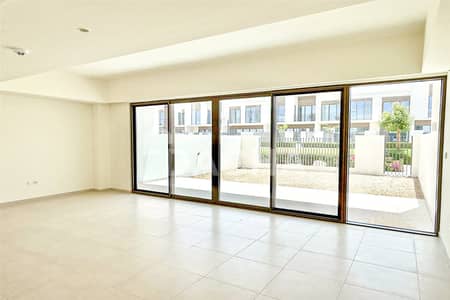3 Bedroom Townhouse for Rent in The Valley by Emaar, Dubai - Brand-New | Vastu-Compliant | Near Amenities