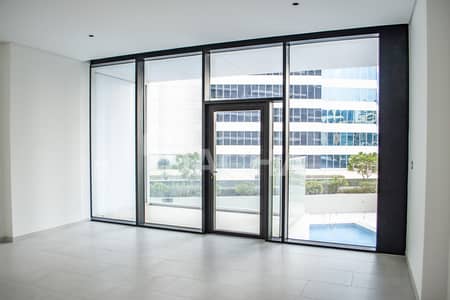 Studio for Rent in Business Bay, Dubai - SWIMMING POOL AND BURJ VIEW | LARGE STUDIO