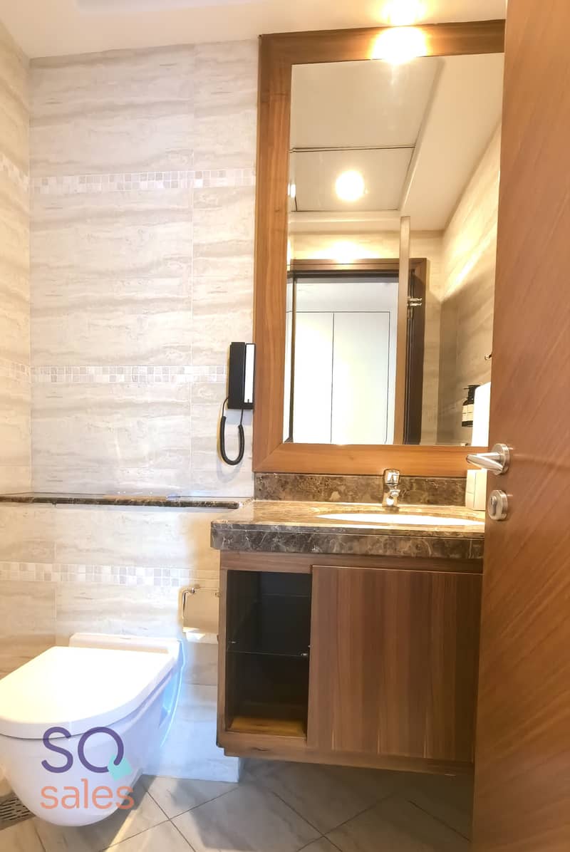 12 Deluxe Two Bedroom  (15). jpg