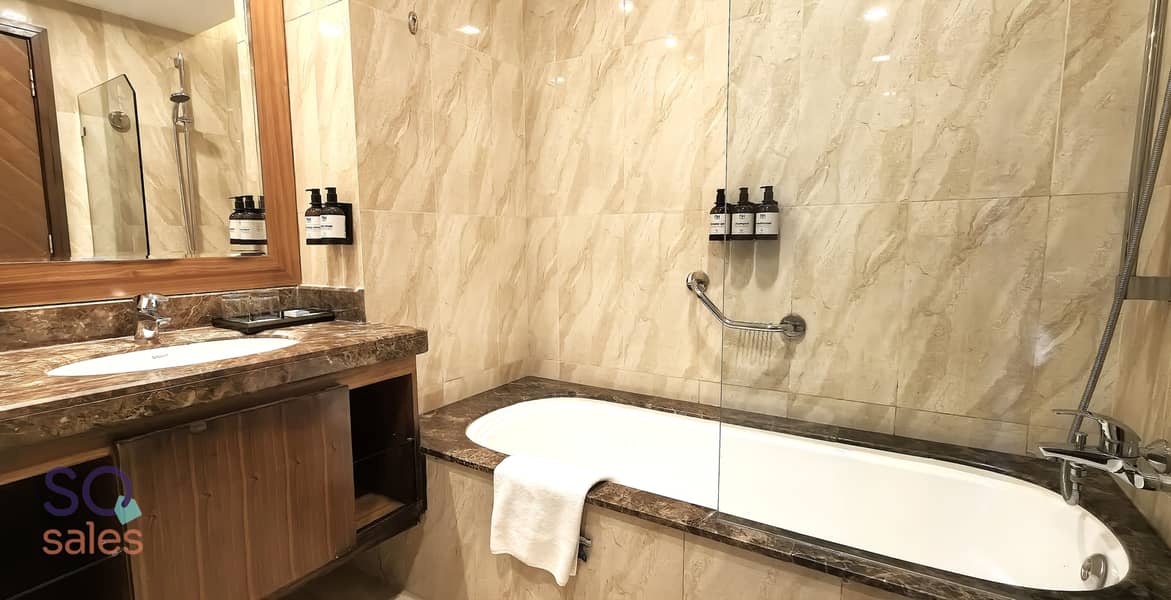 17 Deluxe Two Bedroom  (13). jpg