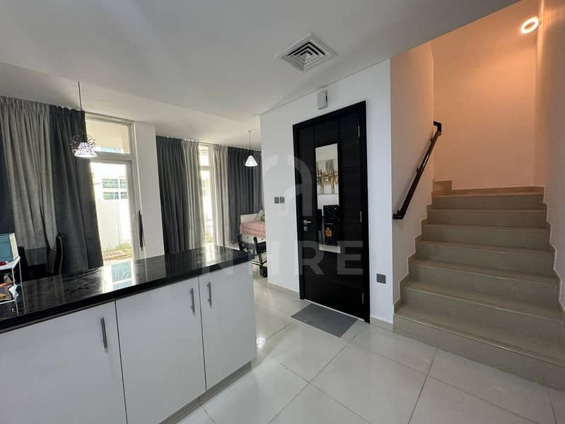 3BR | 3 Bath | Rented | Close to Exit | NO AGENTS!