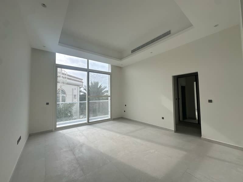 6 Brand_New-Elegant_Villa-Modern_-18. jpg