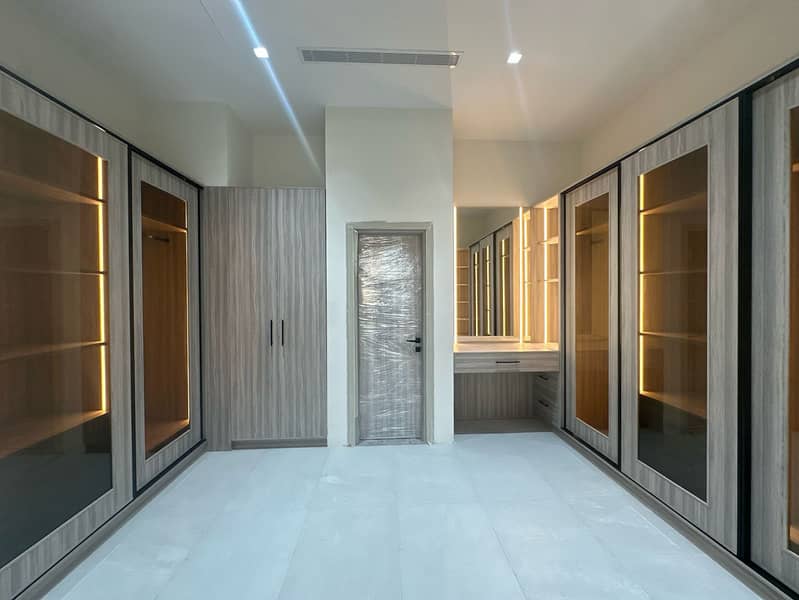 7 Brand_New-Elegant_Villa-Modern_-16. jpg