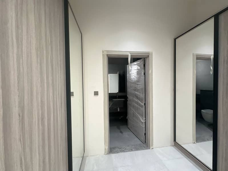 16 Brand_New-Elegant_Villa-Modern_-8. jpg