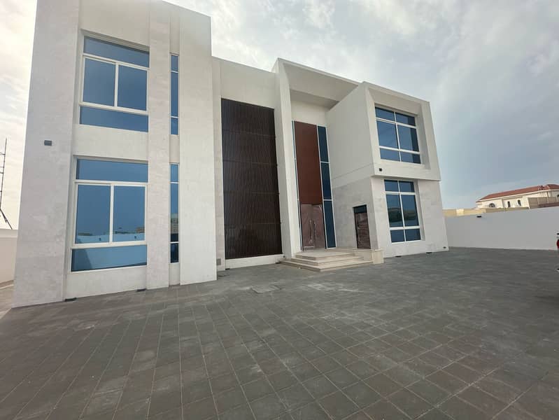 17 Brand_New-Elegant_Villa-Modern_-1. jpg