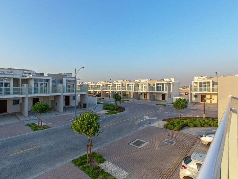 Rare Find | Prime Spot in Camelia | Ready Soon Rare Find | Prime Spot in Camelia | Ready Soon