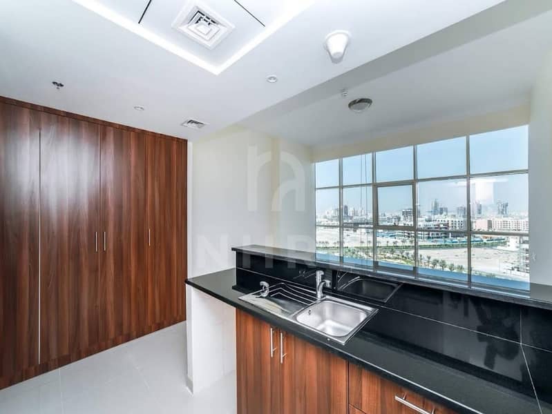 Unfurnished Studio | City View | Rented til Oct.