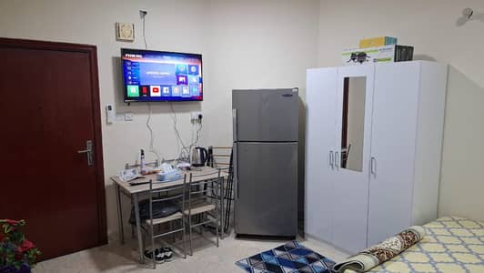 استوديو  للايجار في النباعة، الشارقة - IMG-20250622-WA0003. jpg
