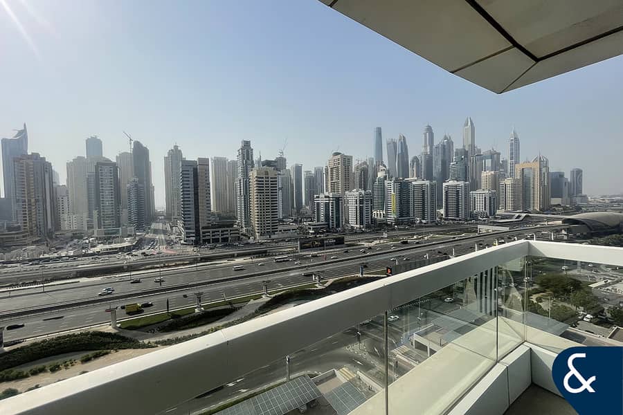 Spacious 1 Bedroom | Marina Skyline View
