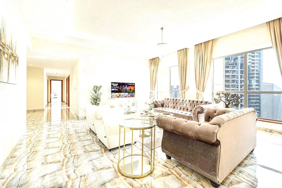 Modern 4 BED | UPGRADED | Marina View