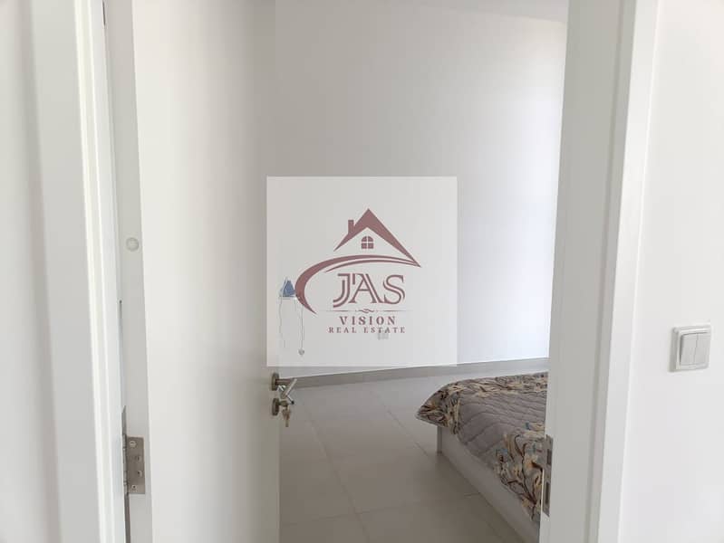 11 afa7dd2a-fc8e-4275-bd23-868d7e24229d. jpg