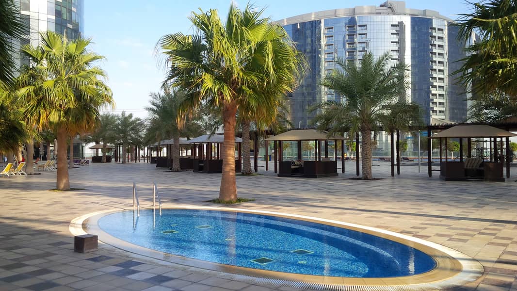 15 Pool View. jpg