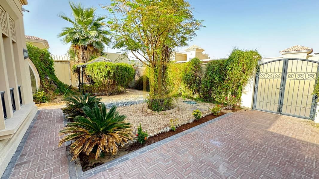 Вилла в Аль Барша，Аль Барша Саут, 4 cпальни, 300000 AED - 12087175