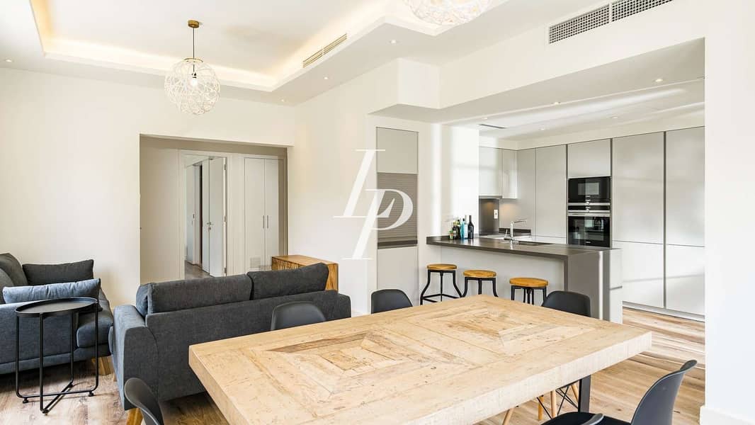 Gorgeous Landscaped Garden Villa | Springs 9 | Modern Type Gorgeous Landscaped Garden Villa | Springs 9 | Modern Type
