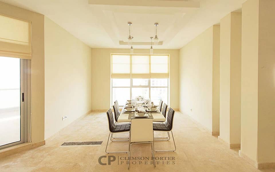 12 6474528a375359ce3af89743_06-Torch-Dining-1. jpg
