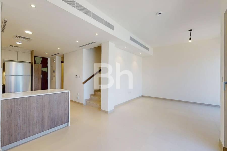 位于蒂拉尔阿尔加夫综合社区,伊兰住宅区 3 卧室的别墅 230000 AED - 8160488 位于蒂拉尔阿尔加夫综合社区,伊兰住宅区 3 卧室的别墅 230000 AED - 8160488