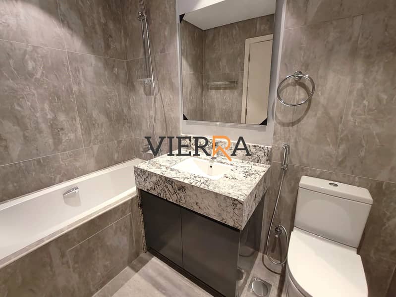 15 Bathroom 4. jpeg