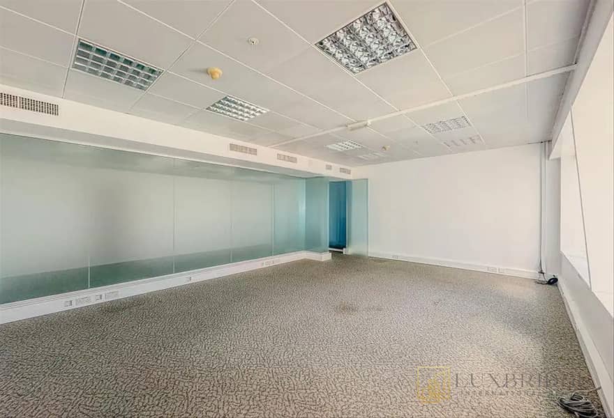 Spacious Office | Prime Location | Sheikh Zayed Road