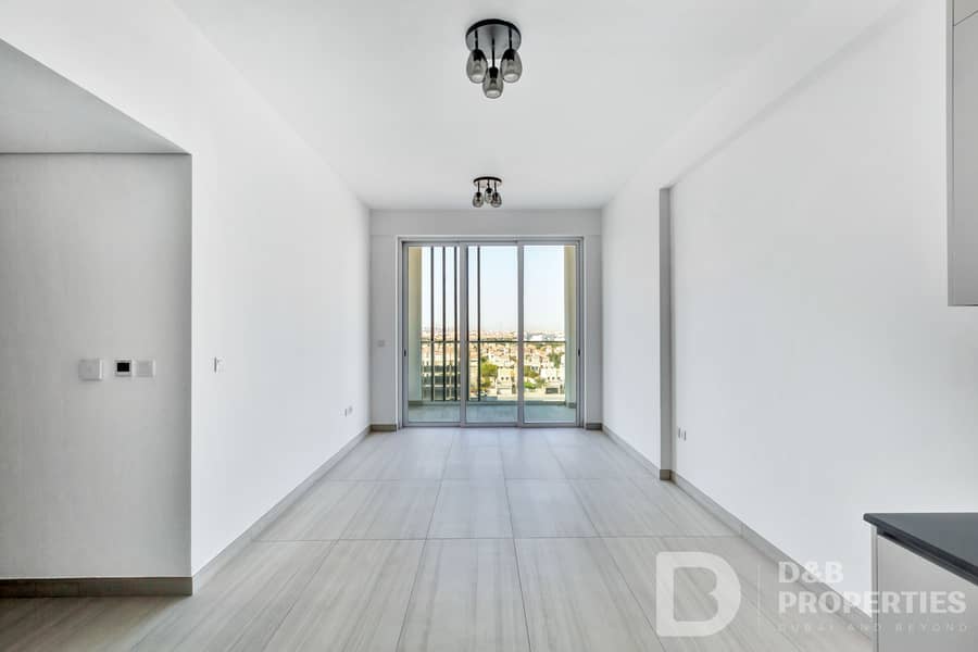 READY | UNFURNISHED | SPACIOUS | PET FRIENDLY