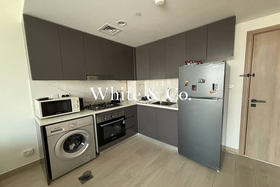 位于阿尔弗雷德街区，阿齐兹珍珠公寓 1 卧室的公寓 925000 AED - 12088954