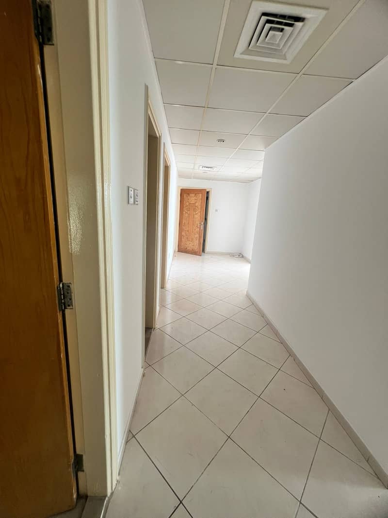 7 afdc256b-9b37-4520-81d6-e6cf62c6c0a9. jpg