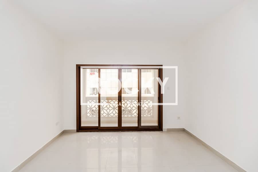 10 Rocky Real Estate - Al Barsha 1 - Al Manaf Building - Apartment (12 of 23). JPG