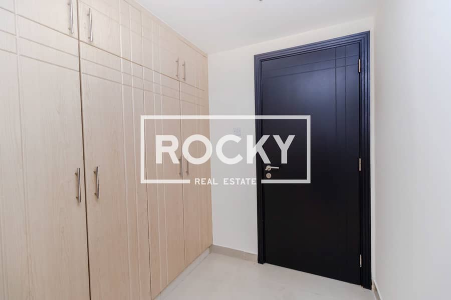 19 Rocky Real Estate - Al Barsha 1 - Al Manaf Building - Apartment (23 of 23). JPG