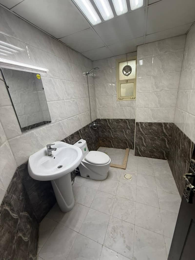 8 d61dc250-19d5-4867-bd11-3b29c30ada11. jpg