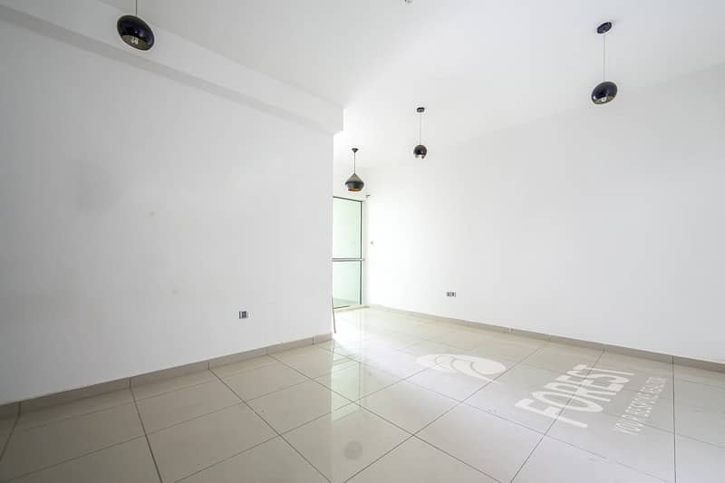 Well Maintained Unit 1 Bedroom Near Tram Station Well Maintained Unit 1 Bedroom Near Tram Station