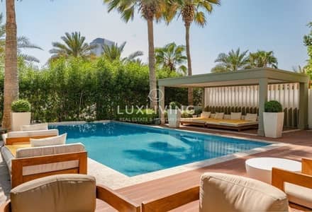 5 Bedroom Villa for Sale in Palm Jumeirah, Dubai - Luxurious Villa | Private Pool | Stunning View