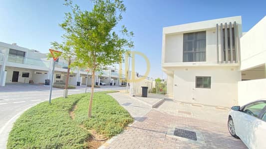3 Bedroom Villa for Sale in DAMAC Hills 2 (Akoya by DAMAC), Dubai - Notice Served | Rented | 3 Bed |Corner Villa| R2EE