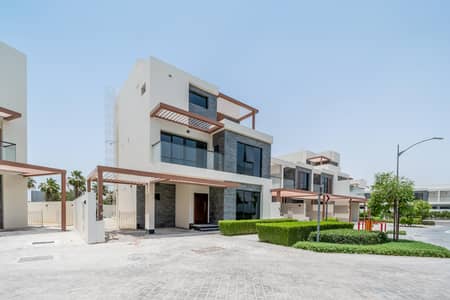 6 Bedroom Villa for Sale in DAMAC Hills, Dubai - Corner Unit | Larger Layout | Roof Terrace
