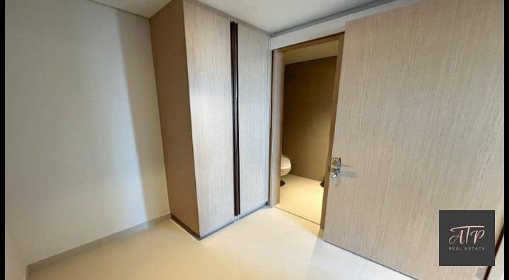 10 IMG_7230_cleanup. jpg
