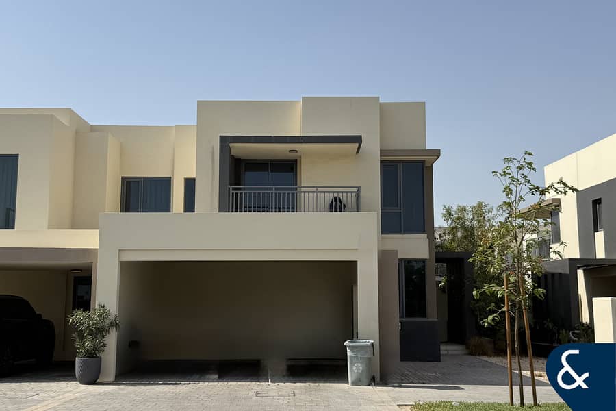 位于迪拜山庄,枫叶社区,枫叶1号公寓 5 卧室的别墅 350000 AED - 12090371 位于迪拜山庄,枫叶社区,枫叶1号公寓 5 卧室的别墅 350000 AED - 12090371