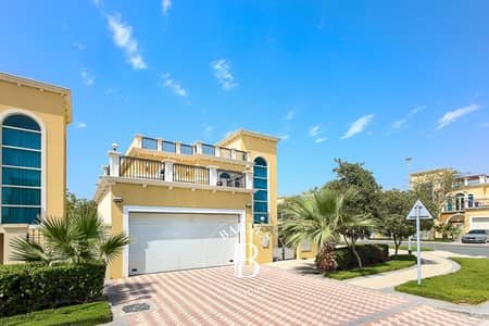 4 Bedroom Villa for Sale in Jumeirah Park, Dubai - Exclusive | Corner Unit | Move In
