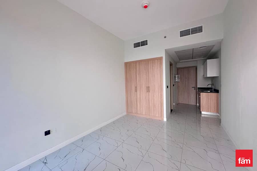 High Floor | Brand NEW | Unfurnished | Bright High Floor | Brand NEW | Unfurnished | Bright