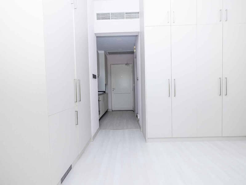 6 Furnished__Sea_View__Prime_Trunk_Location-8. jpg