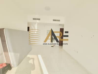 Like  brand  new  2bhk  with  balcony  just  47k only  family  building  sarab  community  aljada  area