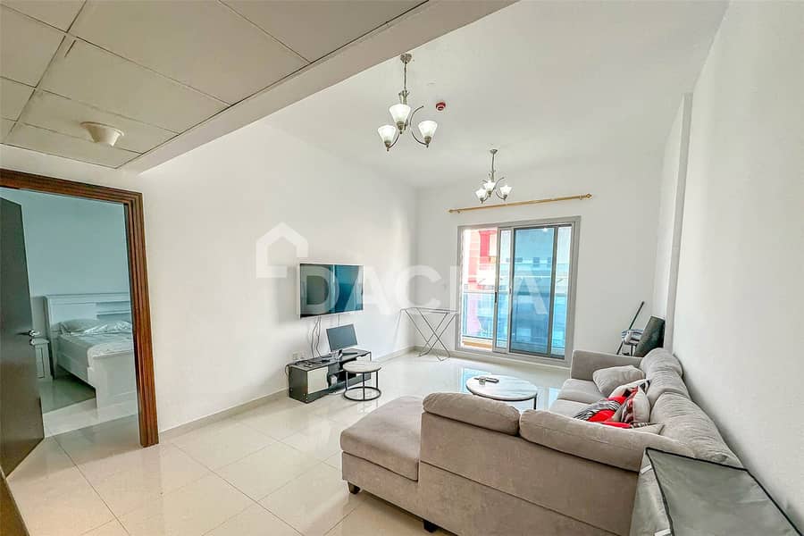Vacant | Fully Furnished | 12 Cheques