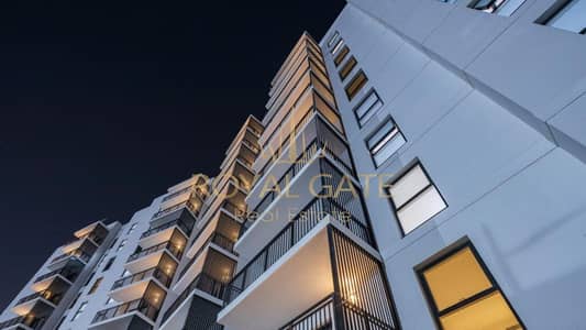 2 Bedroom Apartment for Sale in Yas Island, Abu Dhabi - Waters-Edge-Exterior-3-1024x576. jpg