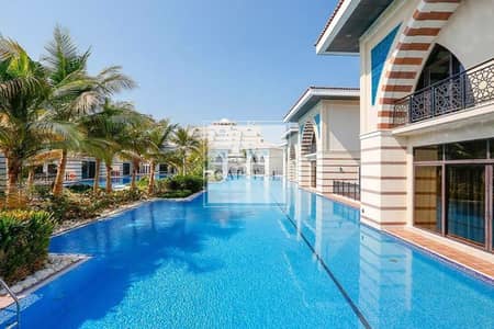 5 Bedroom Villa for Sale in Palm Jumeirah, Dubai - Inspired Design | Private Pool | Beach Access