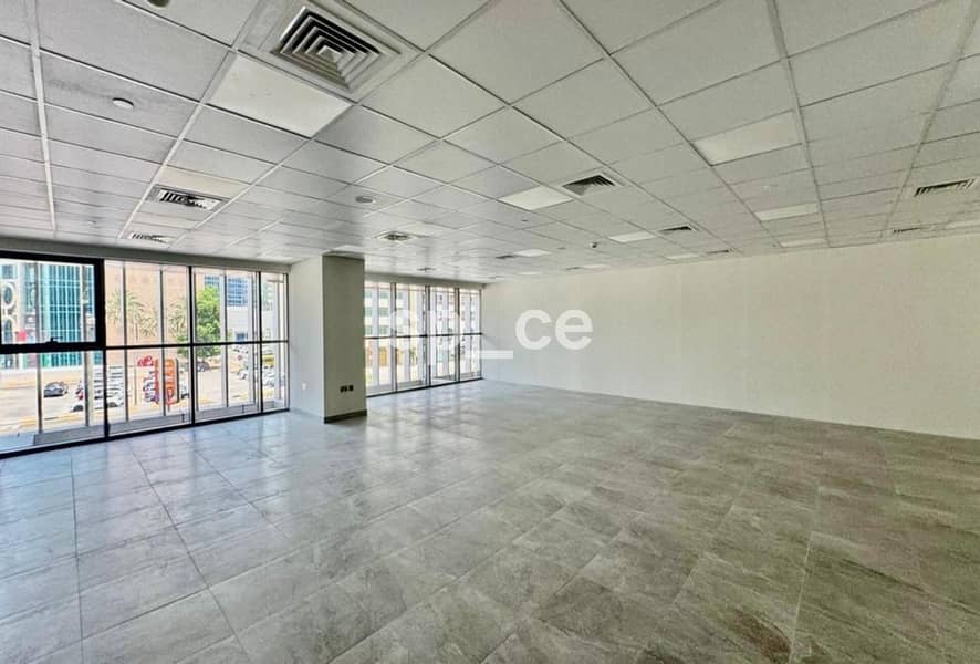 位于伊莱克特拉街 的写字楼 547400 AED - 12091632
