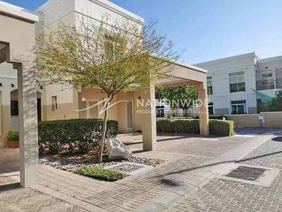 2 Bedroom Townhouse for Rent in Al Ghadeer, Abu Dhabi - Vacant Now | Fabulous 2BR | Relaxing Lifestyle