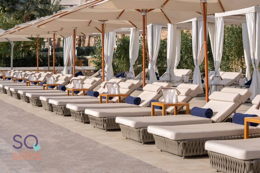 16 29 Soluna Beach Club. jpg