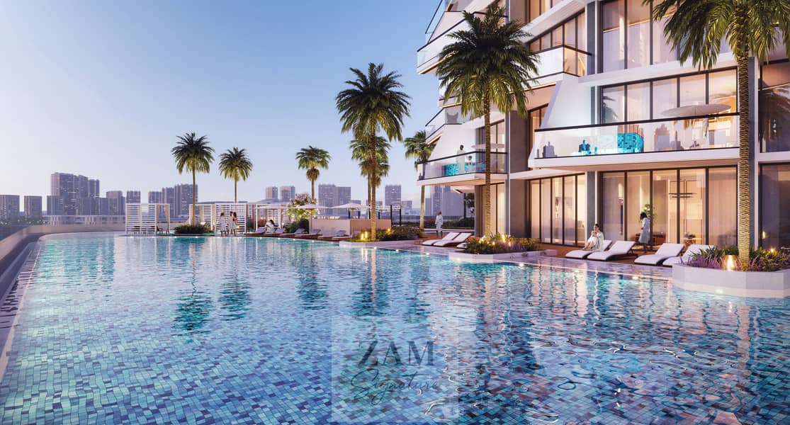 3 Exterior Royale 12. jpg