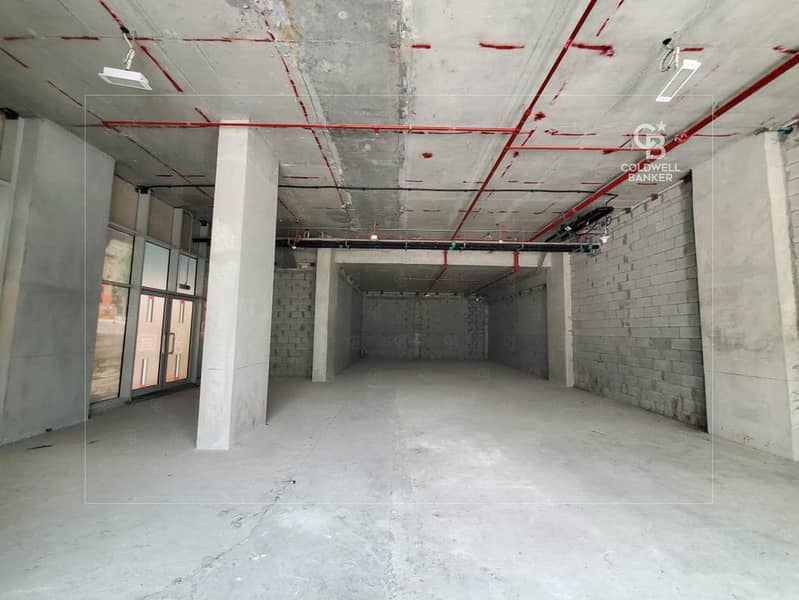 位于迪拜湾，乌姆胡莱尔区，乌姆胡莱尔2号区，Dubai Supreme Court Complex 的商铺 303200 AED - 12092341