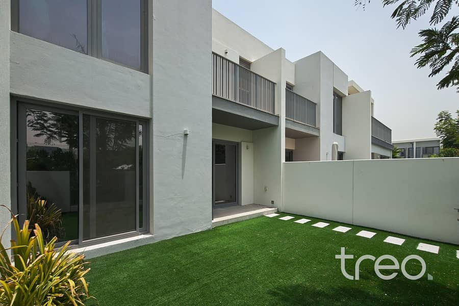 Single row | Available now | Landscaped
